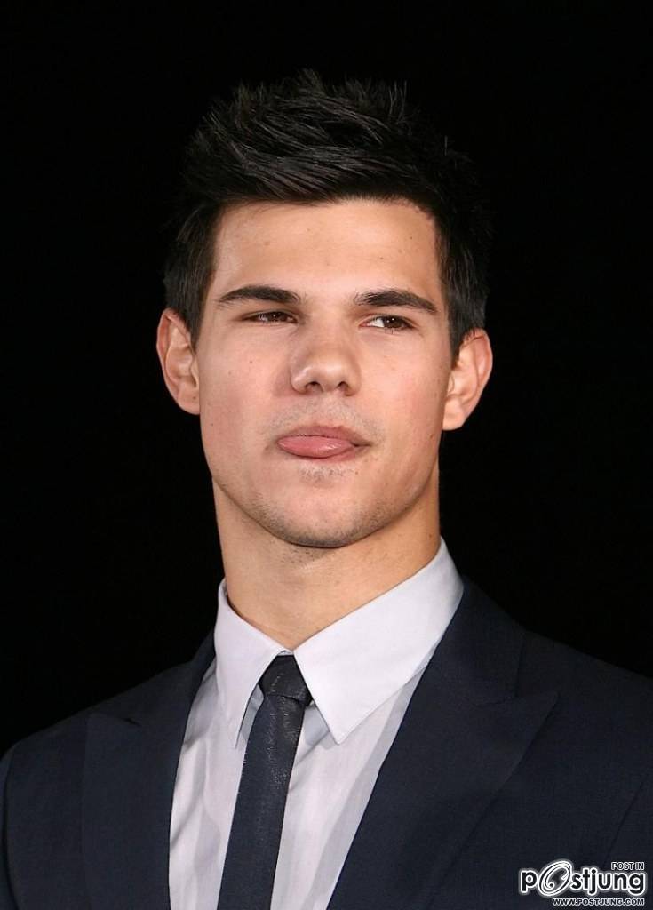 Taylor_Lautner ล่ำแซ่บ