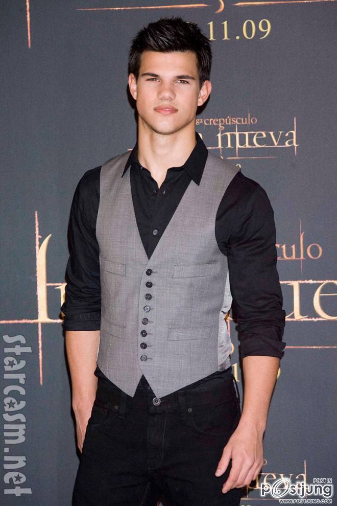 Taylor_Lautner ล่ำแซ่บ