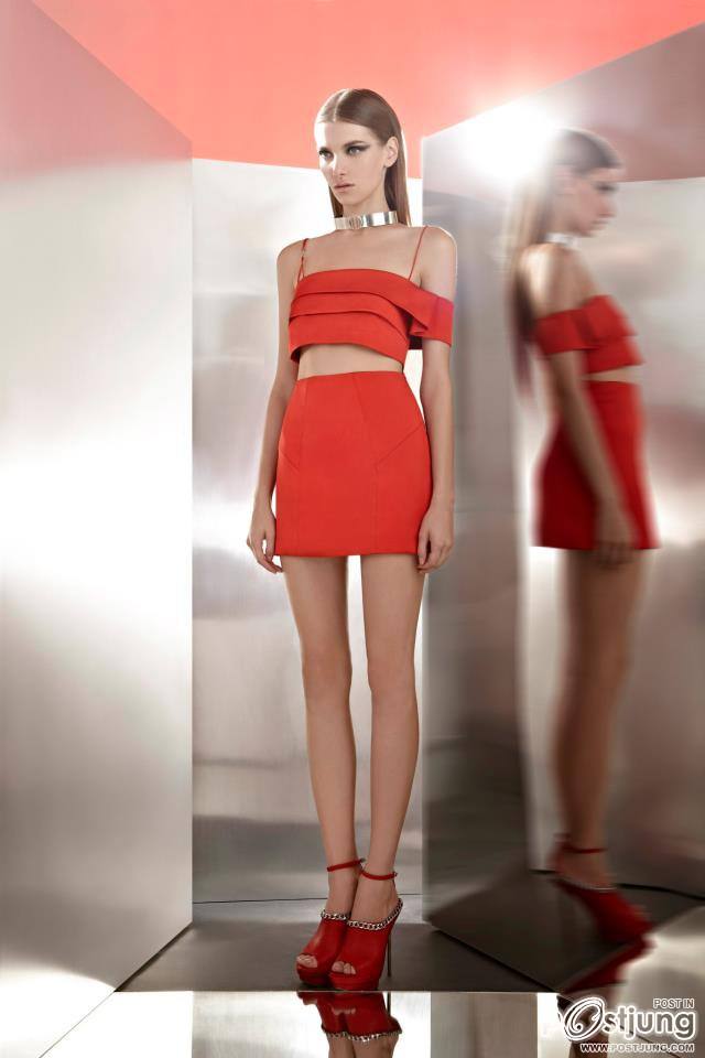 Material Girl, Material World