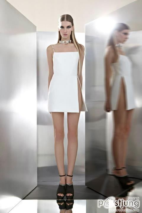 Material Girl, Material World