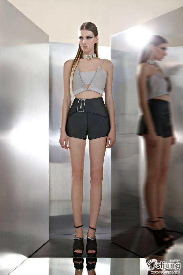 Material Girl, Material World