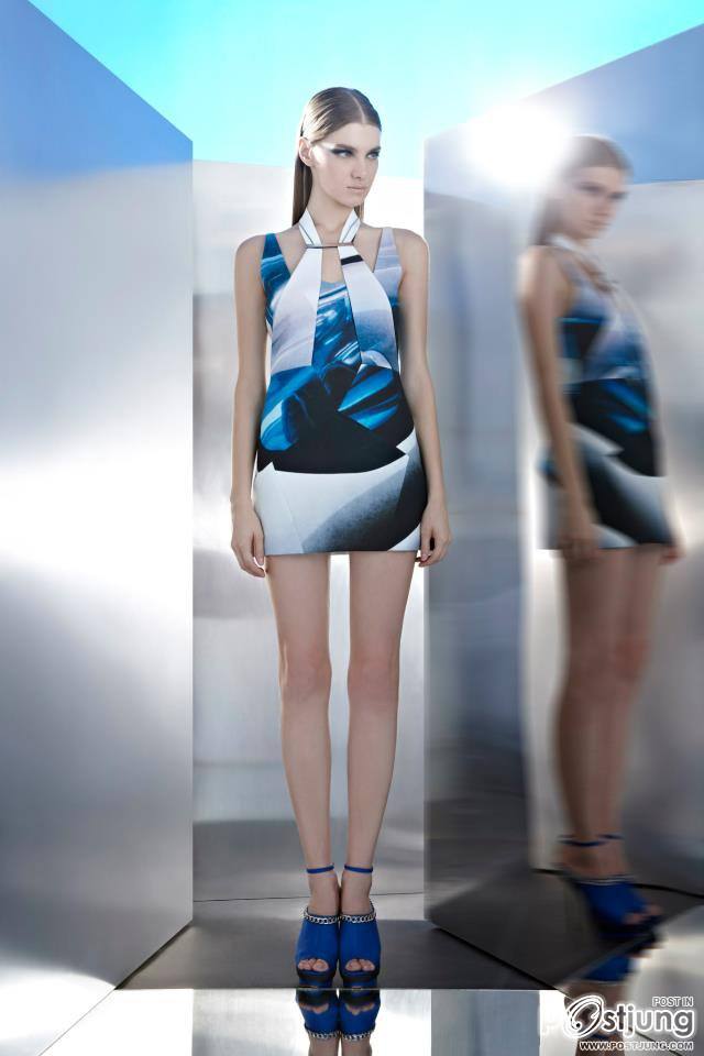 Material Girl, Material World