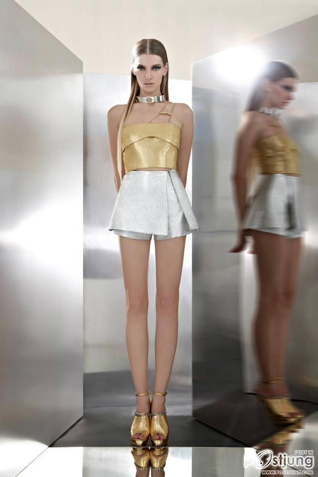 Material Girl, Material World