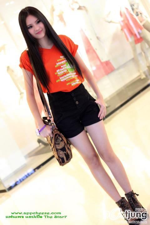 แอปเปิ้ล The Star 7 ขาว หุ่นดี  ขาสวย+ขายาว ม๊วกกกก