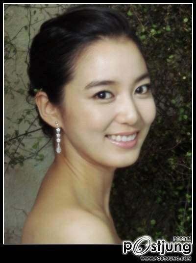 ลี โซยอน ..สนมฮีบิน จาก ทงอี จอมนางคู่บัลลังก์