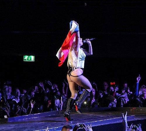 Lady Gaga ลุคใหม่  อ้วนขึ้น 11 กิโล