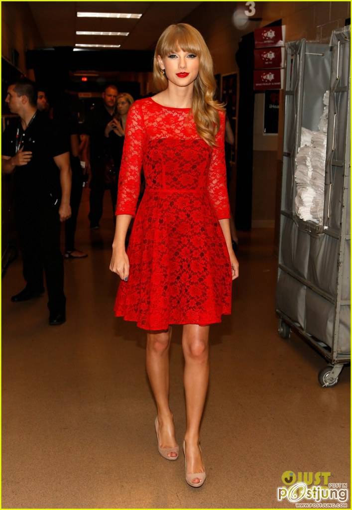 Taylor Swift: iHeartRadio Music Festival Performer!