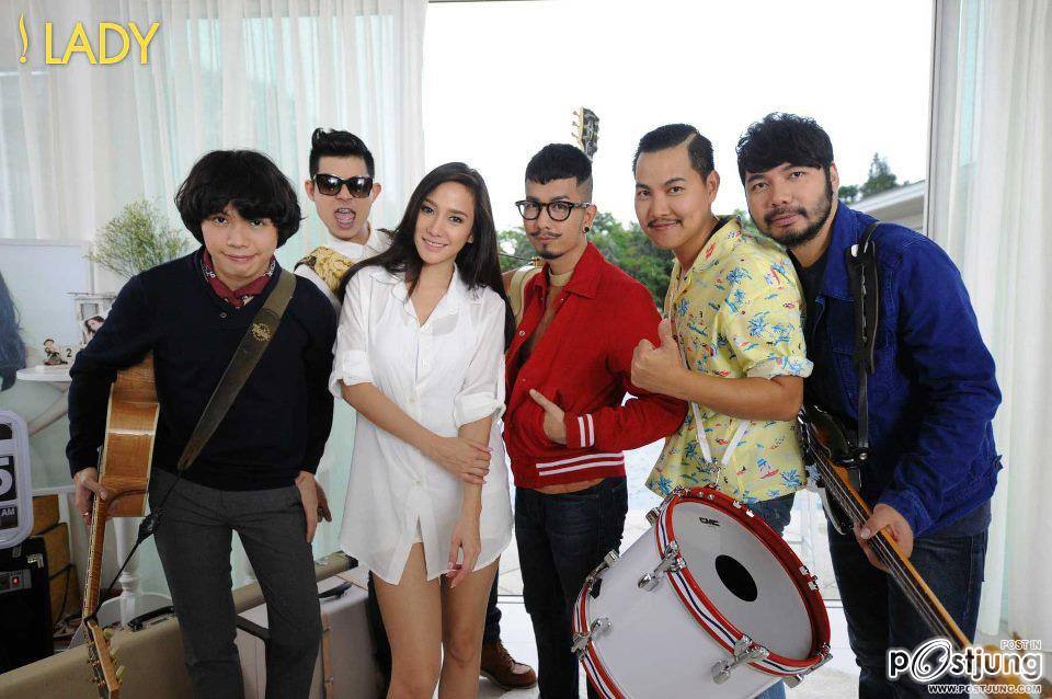 Aum @25 hours - Lady MV !!