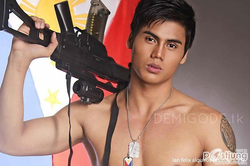 อกแน่นๆกล้ามเน้นๆอีกแล้ว