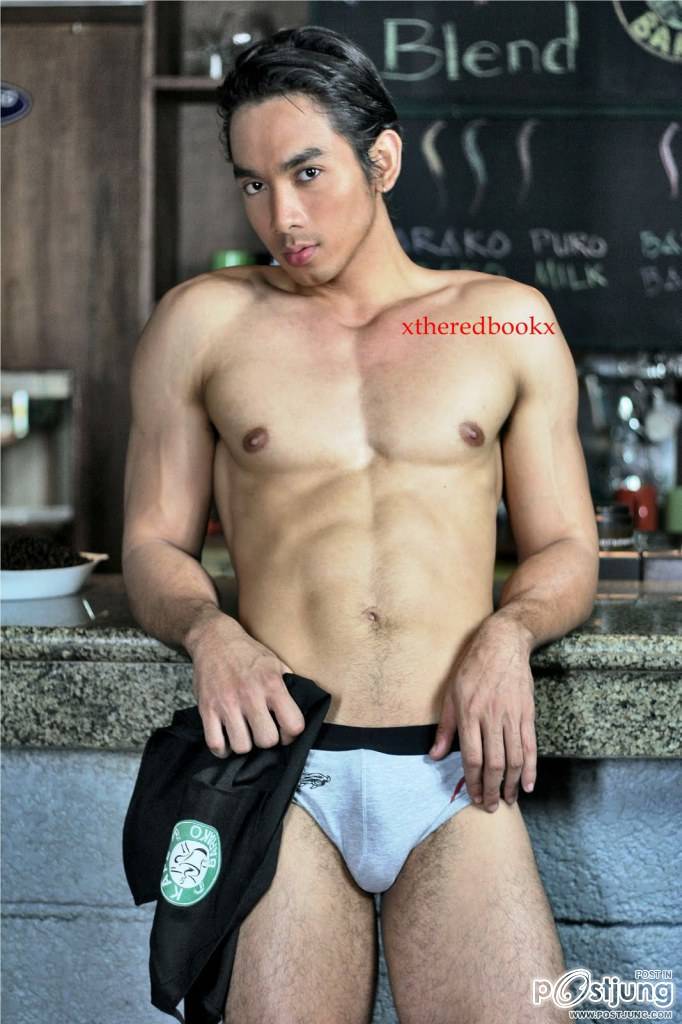 อกแน่นๆกล้ามเน้นๆอีกแล้ว