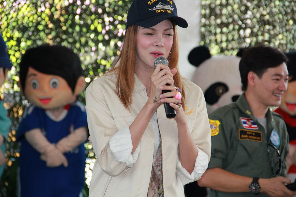 น้องแจ๊ส มิสทิฟฟานี่ สวยและจิตใจงาม