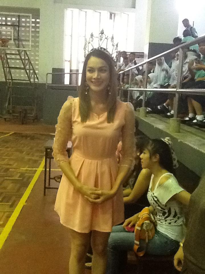 น้องแจ๊ส มิสทิฟฟานี่ สวยและจิตใจงาม