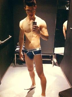 ถอดโชว์เรือนร่าง 20