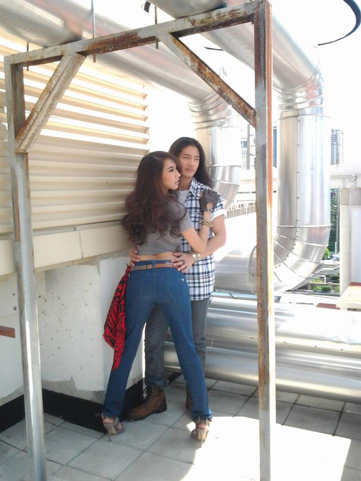 เป้-อารักษ์ & โบ-ธัญญะสุภางค์ @ C.life Magazine issue 5 September 2012