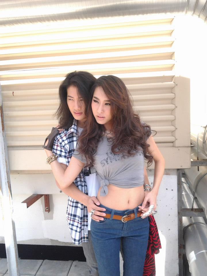 เป้-อารักษ์ & โบ-ธัญญะสุภางค์ @ C.life Magazine issue 5 September 2012