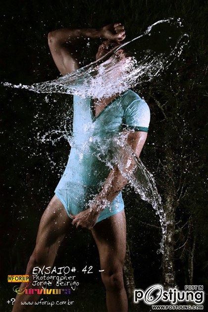 Jorge Beirigo for W For Up