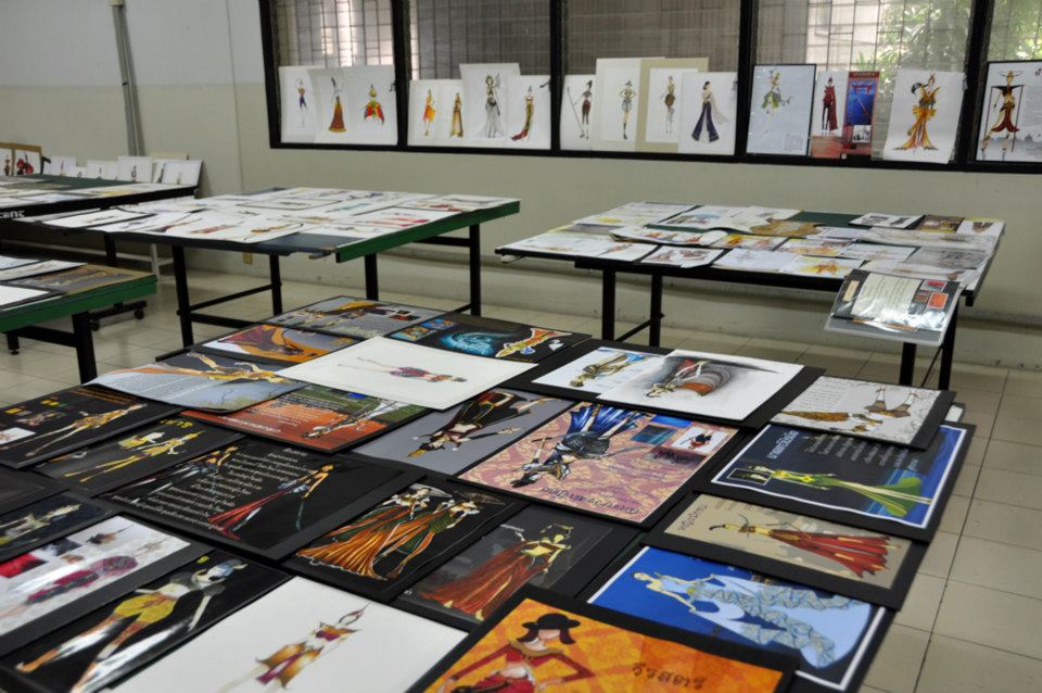 โลหะพัตรา คว้ารางวัลการออกแบบชุดประจำชาติไทย !!!