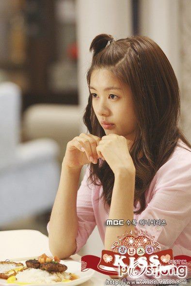 มาดู 3 สาวน่ารักเหล่านี้กันสิ