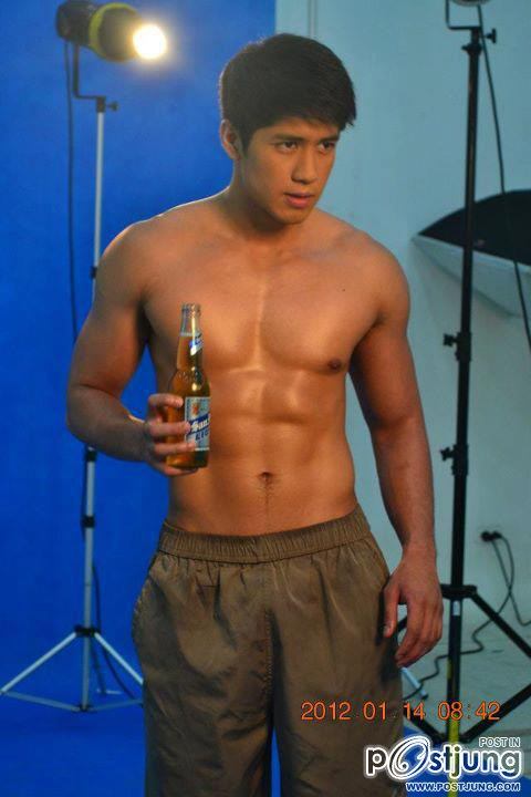 Aljur Abrenica