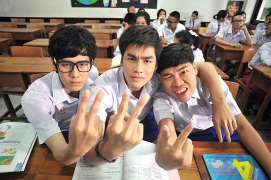 เพ็ชร ฐกฤต พระเอกหนุ่ม สุดฮอตจาก สื่อรักสัมผัสหัวใจ