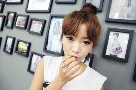 แฟชั่น แอคเซสเซอรี่ แหลม ๆ คม ๆ หนาม มาแรง!!