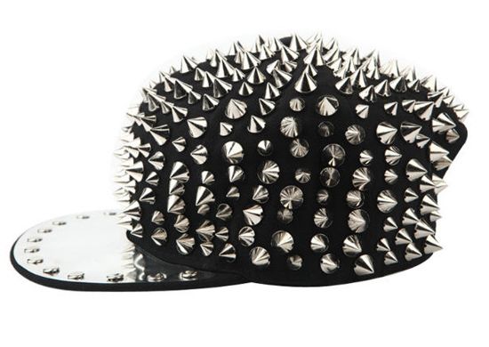 แฟชั่น แอคเซสเซอรี่ แหลม ๆ คม ๆ หนาม มาแรง!!