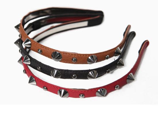 แฟชั่น แอคเซสเซอรี่ แหลม ๆ คม ๆ หนาม มาแรง!!