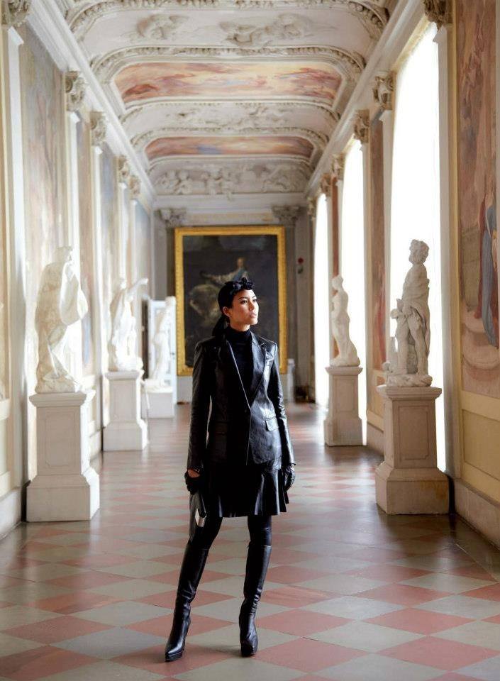 จุ๋ย-วรัทยา @ เพื่อนเดินทาง vol.34 no.394 October 2012