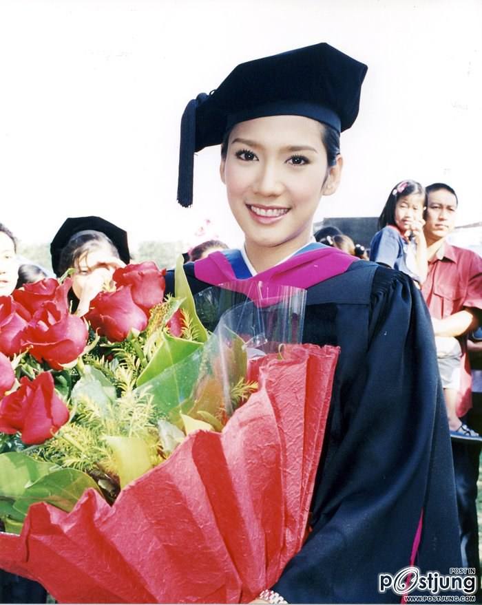 มั่นใจว่า อั้ม พัชราภา เป็นผู้หญิงคนเดียวที่มีกระทู้พูดถึงมากๆ และ เป็นขวัญใจชาว Picpost ^^