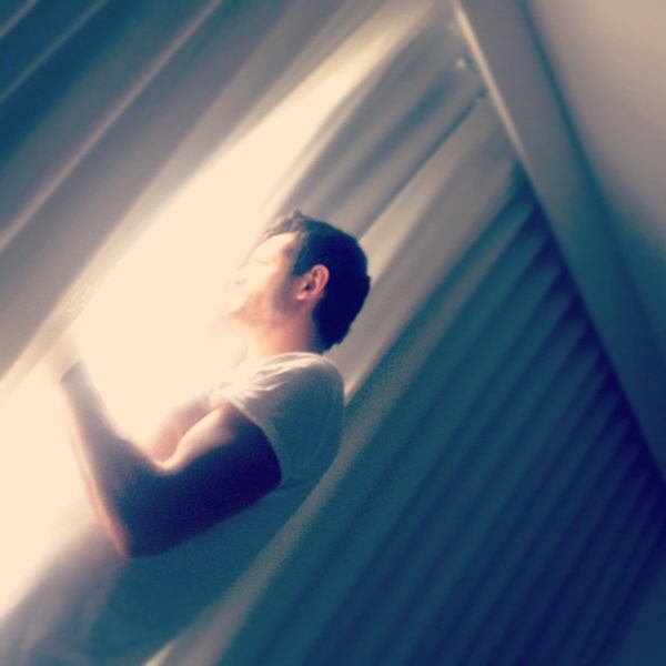 ใครหรือนั่น?...หนุ่มคนใหม่ของ ทาทา ยัง