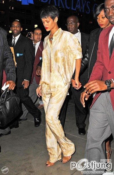 Rihanna Navy THAILAND