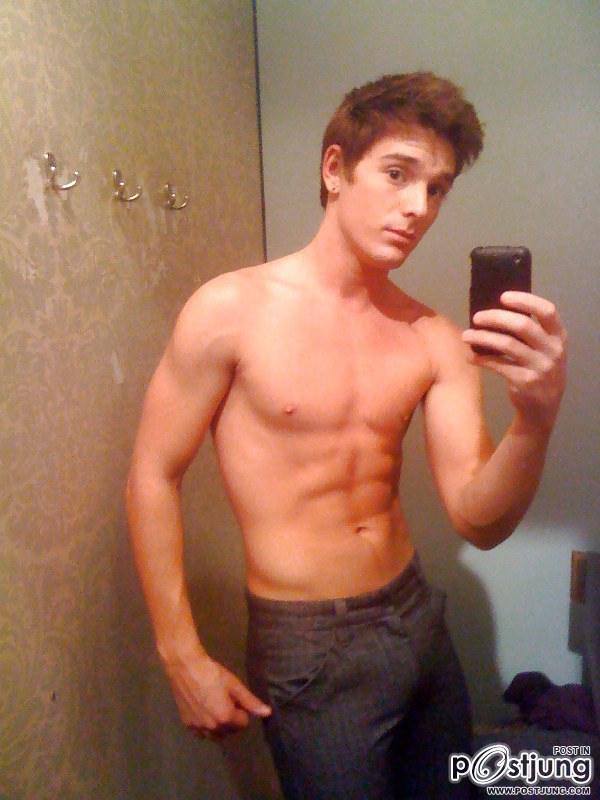 หล่อมาเพียบ
