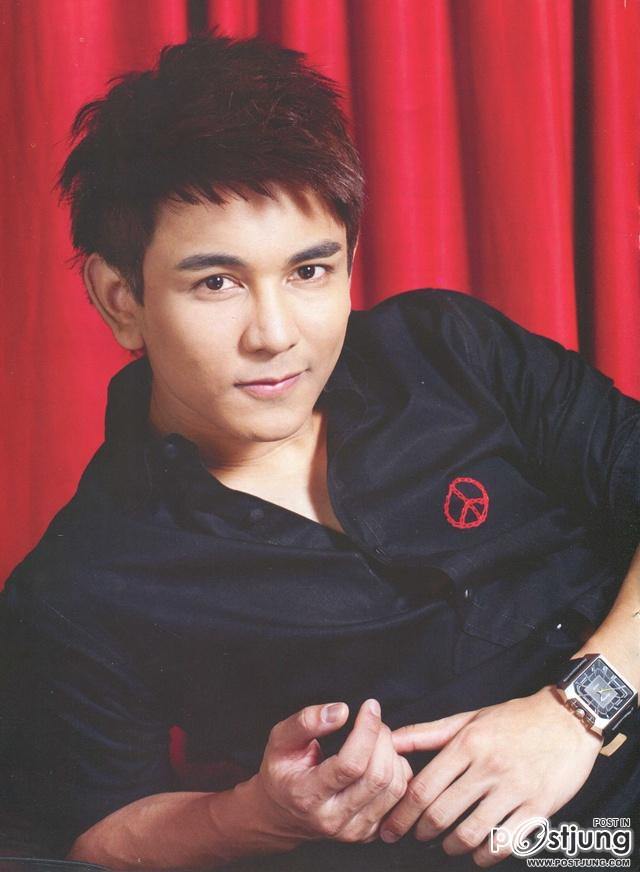 [Ts6] กัน-นภัทร @ JobCyber vol.5 no.166 October 2012