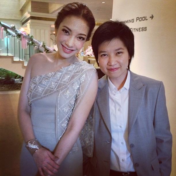 หวานชื่น! แป้ง-ผู้กองต้อม เข้าพิธีหมั้นแล้ว