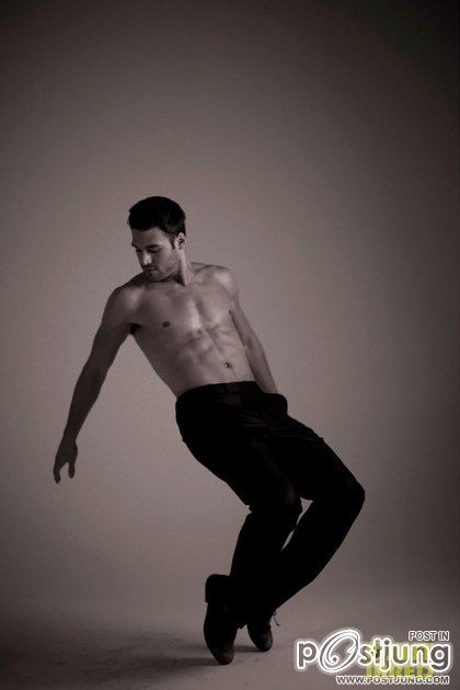 Ryan at Just Jared : HQ images