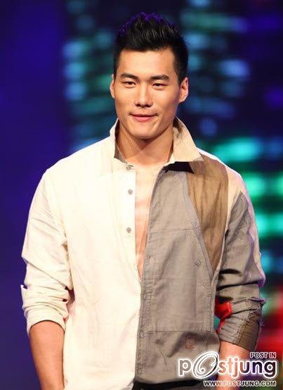 MANHUNT INTERNATIONAL 2011 CHEN JIAN OF CHINA