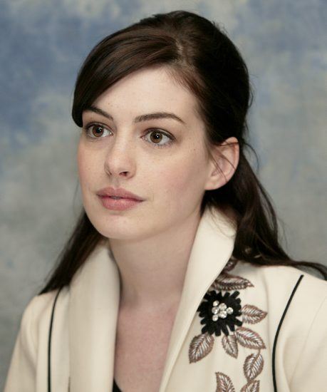 Anne Hathaway สละโสดแล้วจ้า!! แต่งงานกลางฟาร์มส่วนตัว