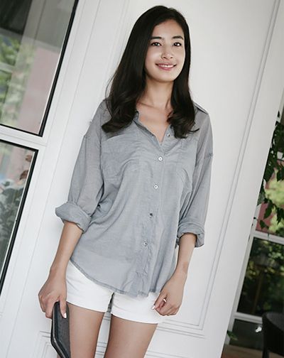 แฟชั่น คอลเลคชั่น เสื้อเชิ้ตสวย ๆ สำหรับ สาวๆ