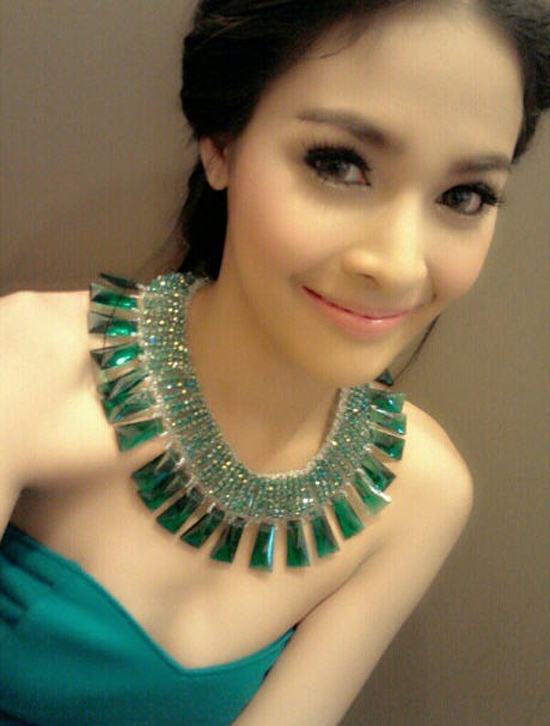 สวย เริ่ด เจิดตัวแม่ กับเหล่าดาราหน้าเป๊ะ