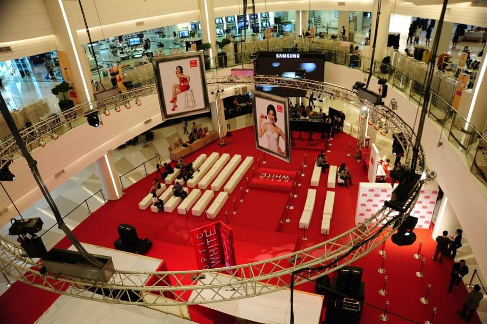 พลอย-เฌอมาลย์ @ งานเปิดตัวยาสีฟัน Colgate Optic White