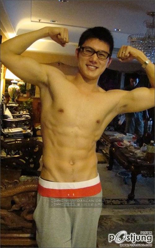 อาตี๋หล่อเซ็กซี่ 07