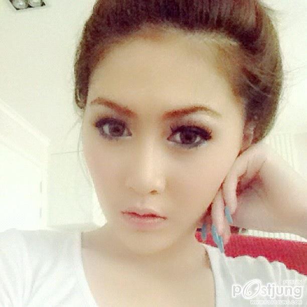 นุ้ย นคนันทินี Miss Clara Plus 2012