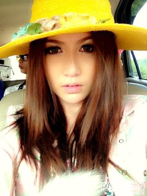 นุ้ย นคนันทินี Miss Clara Plus 2012