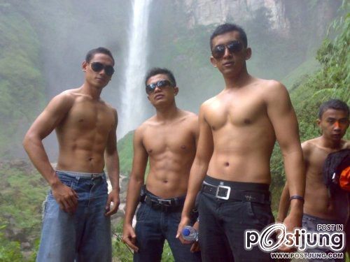 หนุ่มอินโดนีเซียน่าฟัด 04