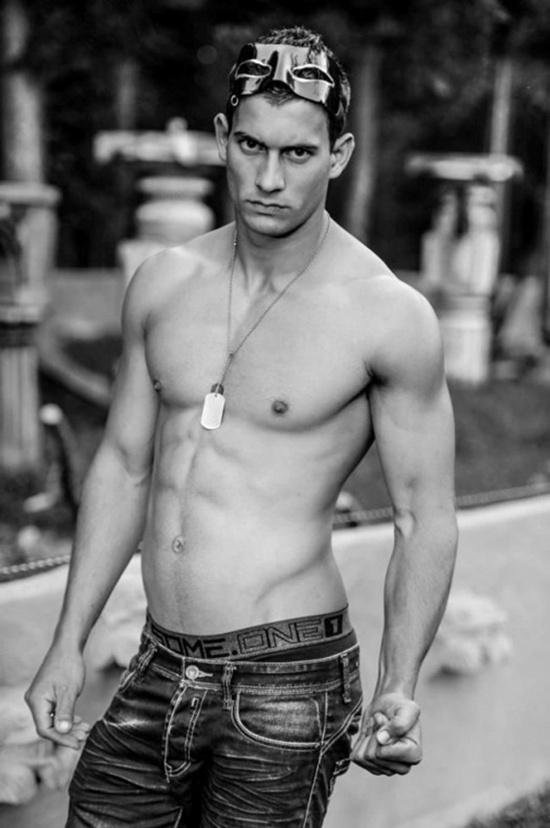 Tanno Termina @ Sensitif Magazine no.72 October 2012