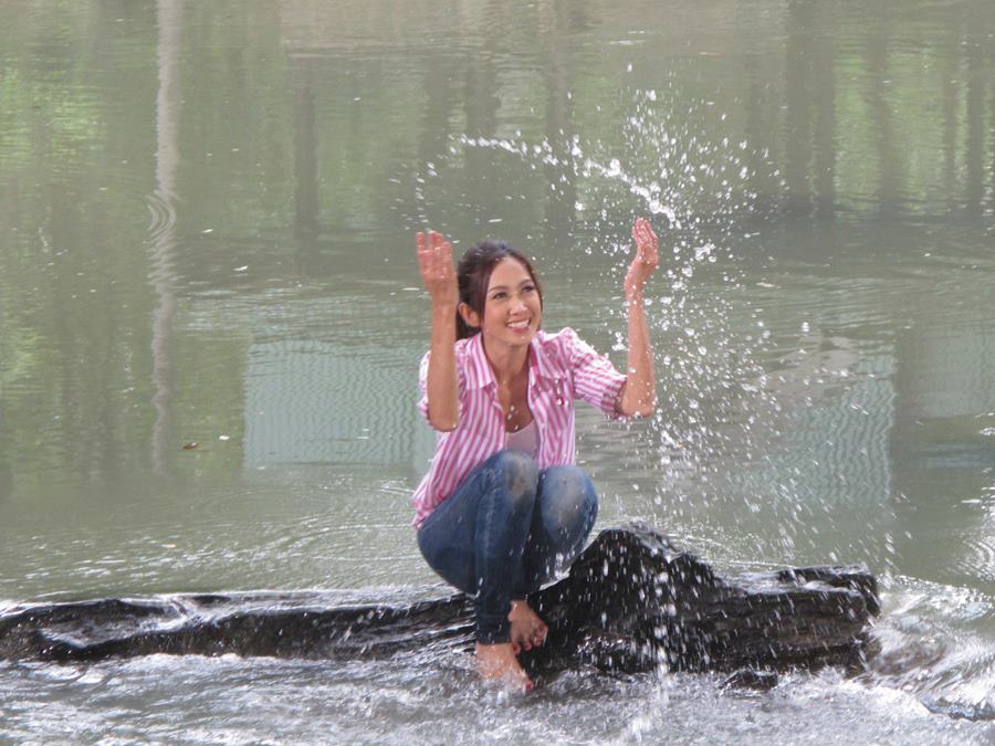 ฉากรักกุ๊กกิ๊กของยุ้ย จีรนันท์ ออย น่ารักเว่อร์ๆๆๆ