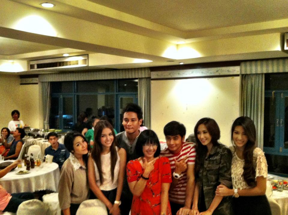 ดารานักแสดงปิดกล้องพ่อตาปืนโต