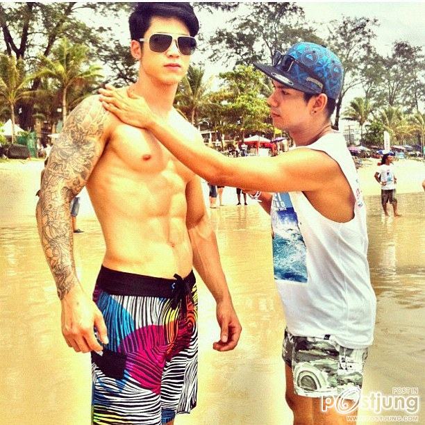 จัดเต็มกับตี๋สุดล่ำ โน้ต นพพร จาก instagram