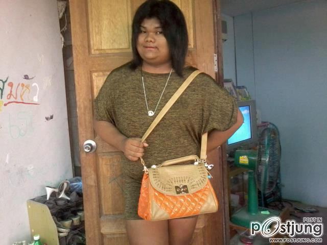 ก้อเเค่กระเป๋าซื้อมมาจากสยามเเค่นั้นเองค่ะ