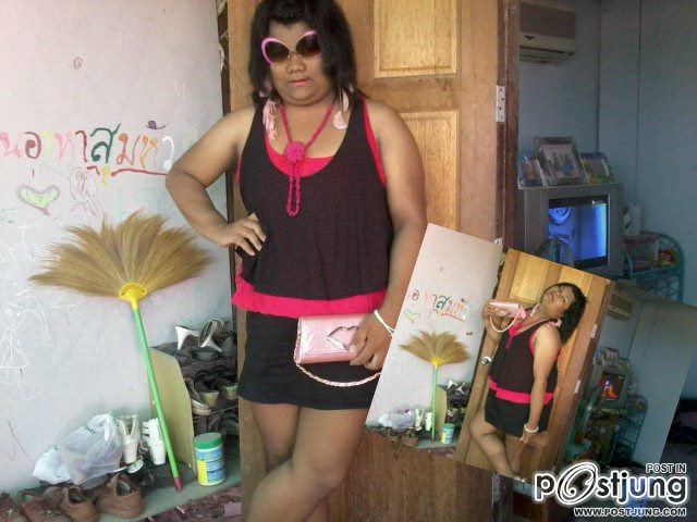 พอลล่าไปขายล็อตตาลี่ค่ะ